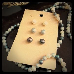 🌷Pearl Necklace & Earring Bundle